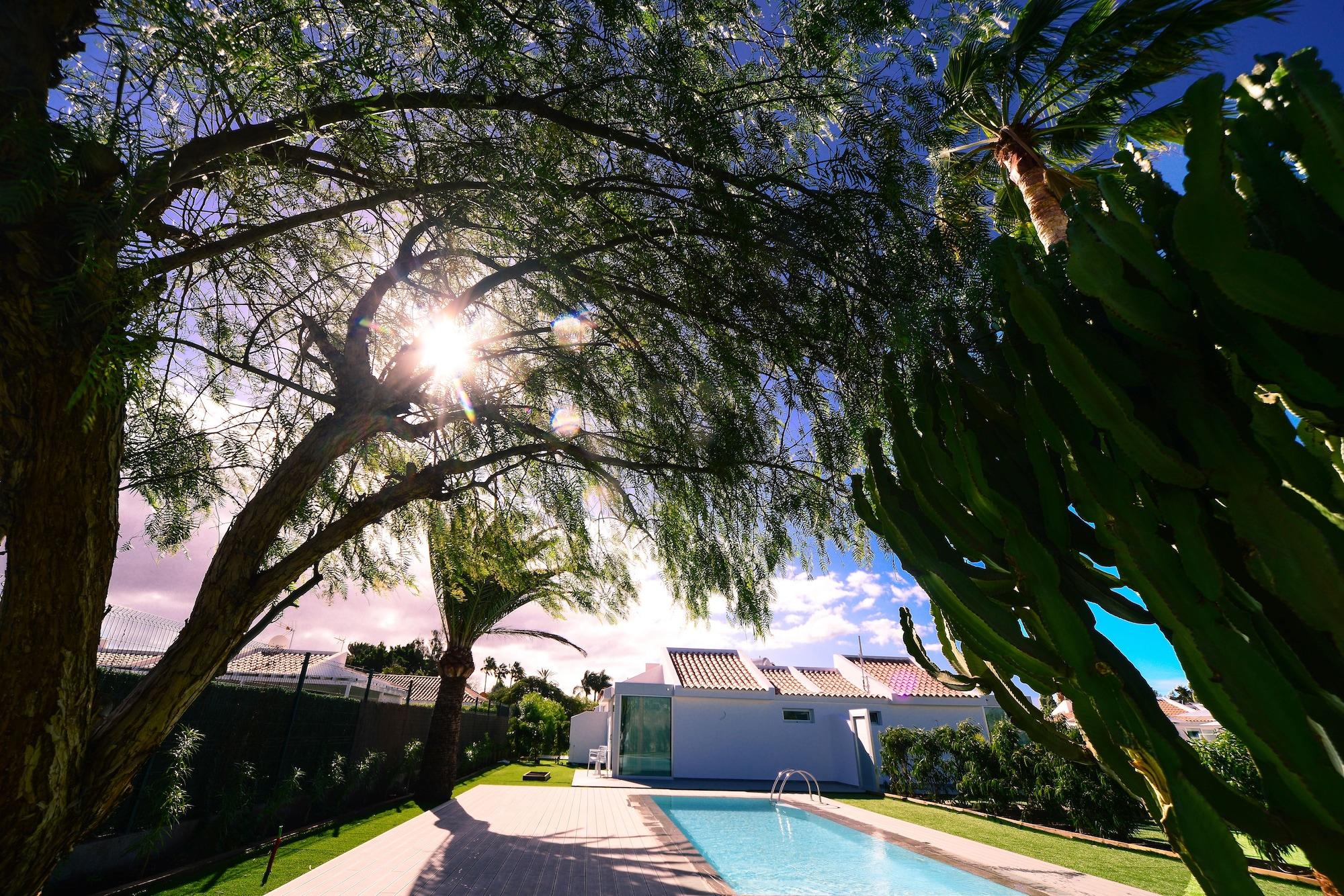 Seven Hotel & Wellness - Gay Men Only Maspalomas  Zewnętrze zdjęcie